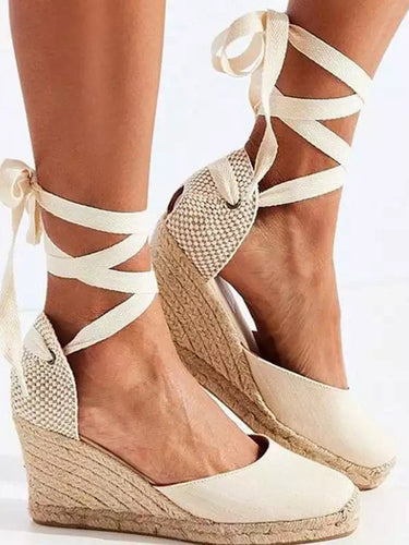 1774980 Espadrille-sandalen met gesp en gesp en vierkante neus met veters en enkelomslag