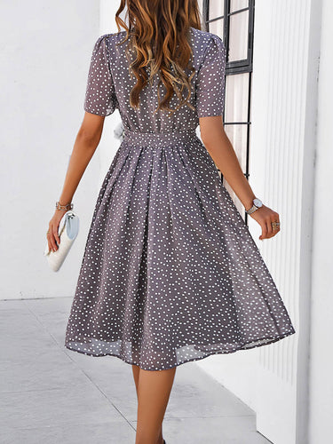 1746072 A-Line Elasticated Waist Contrast Color Polka Dot Split-Joint Tied Waist Round-Neck Midi Dresses
