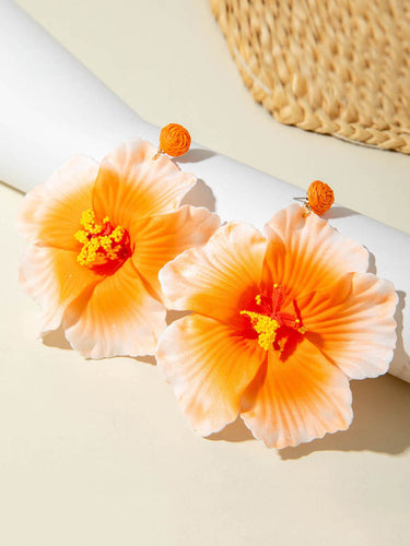 1784832 Flower Shape Drop Earrings