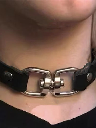 Collar de gargantilla de cuero