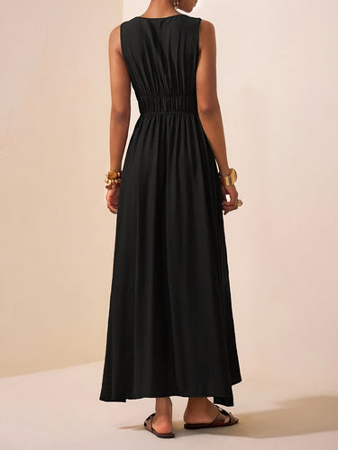 1766661 A-Line Loose Pleated Solid Color Spaghetti-Neck Maxi Dresses