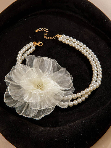 1784841 Flower Shape Necklaces Accessories
