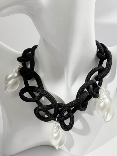 1786638 Geometric Necklaces Accessories