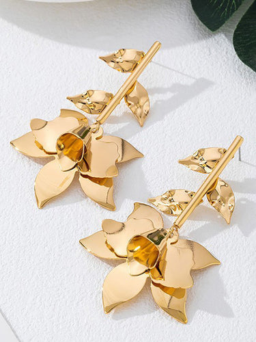 1749465 Flower Shape Earrings Accessories