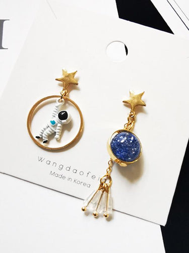 Spacemanの非対称イヤリング