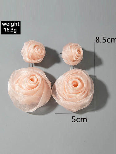 1786509 Flower Shape Drop Earrings