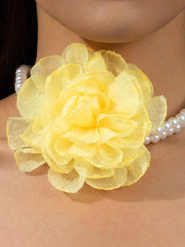 1784851 Flower Shape Necklaces Accessories