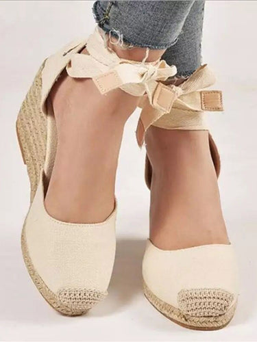 1774985 Espadrille-sandalen met gesp en gesp en vierkante neus met veters en enkelomslag
