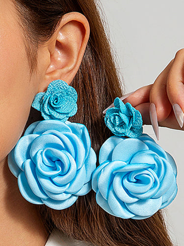 1786523 Flower Shape Drop Earrings