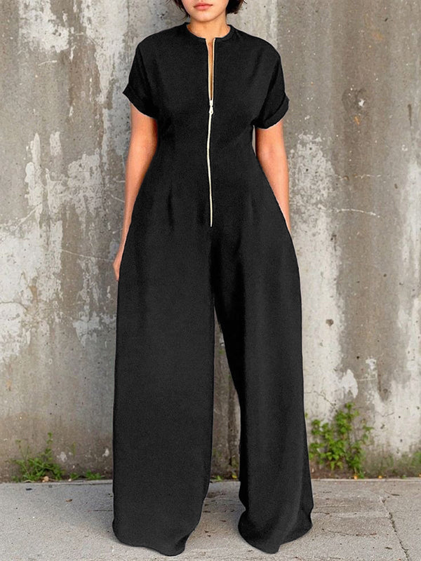 Zwarte jumpsuit met wijde pijpen als outfitidee voor jurydienst