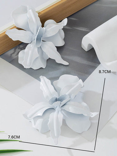 1732272 Flower Shape Earrings Accessories