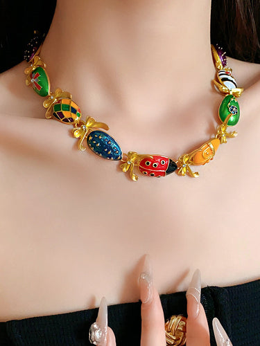 Accesorios de collares geométricos