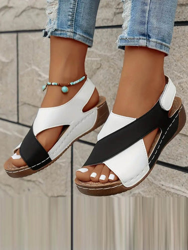 1782348 Contrast Color Hollow Open Toe Sandals