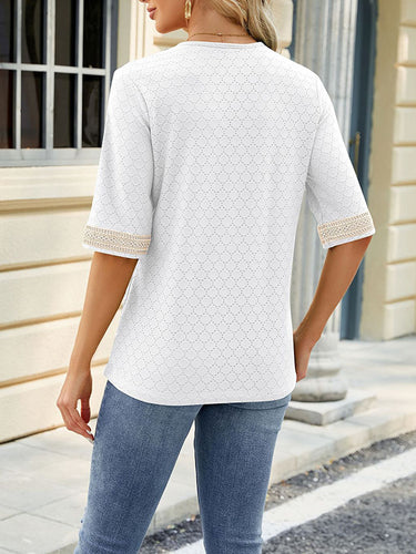 1499245 Loose Short Sleeves Contrast Color Hollow Split-Joint V-Neck T-Shirts Tops