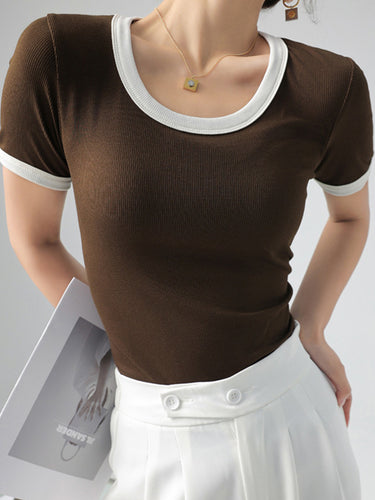 T-shirt a collo rotondo a contrasto magro