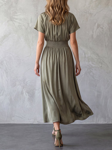 1781691 Batwing Sleeves High Waisted Elasticity Solid Color Round-Neck Maxi Dresses