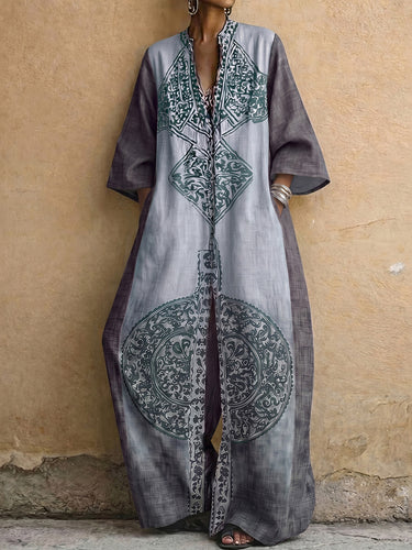 Losse driekwart mouwen, contrasterende kleuren, etnisch bedrukte zakken, V-hals jumpsuits