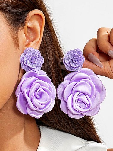 1786529 Flower Shape Drop Earrings