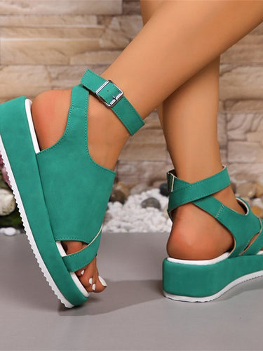 1787201 Buckle Round-Toe Sandals