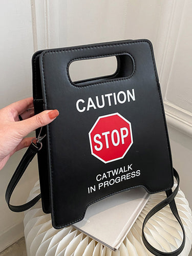 1767404 Contrast Color Letter Print Shoulder Bags
