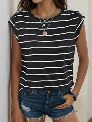 T-shirt a strisce a strisce a strisce scale