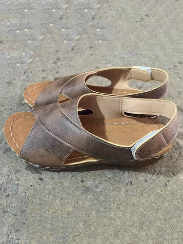 1782368 Contrast Color Hollow Open Toe Sandals