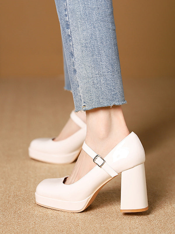 Mary Jane pumps met vierkante neus bij uoozee