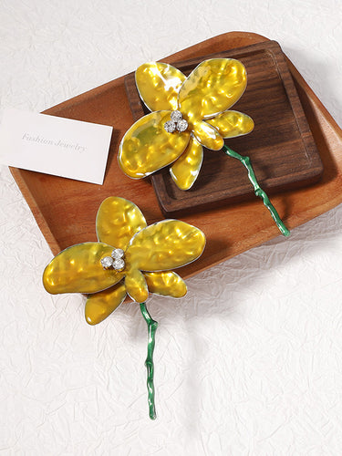 1715039 Flower Shape Rhinestone Shiny Earrings Accessories