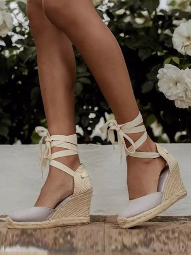 1774982 Espadrille-sandalen met gesp en gesp en vierkante neus met veters en enkelomslag