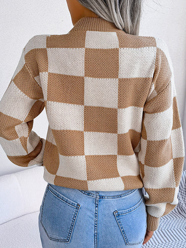 1713669 Long Sleeves Loose Contrast Color Plaid Round-Neck Sweater Tops