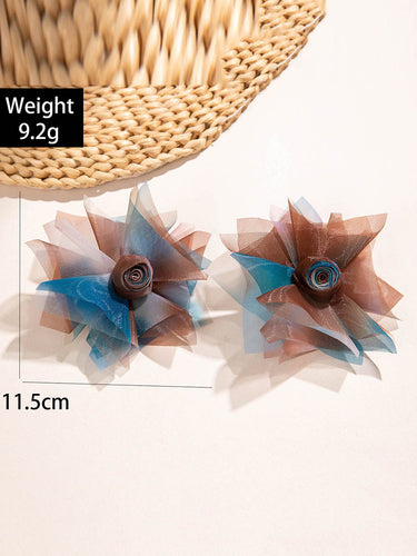 1785281 Flower Shape Drop Earrings