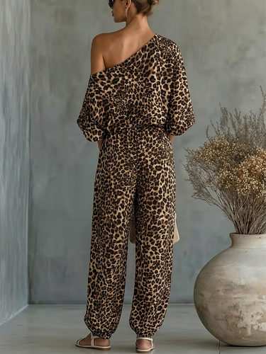 1784306 Half Sleeves Leopard Printed One-Shoulder Blouses&Shirts Tops + Pleated Pockets High Waisted Ankle-Tied Pants Trousers Two Pieces Set